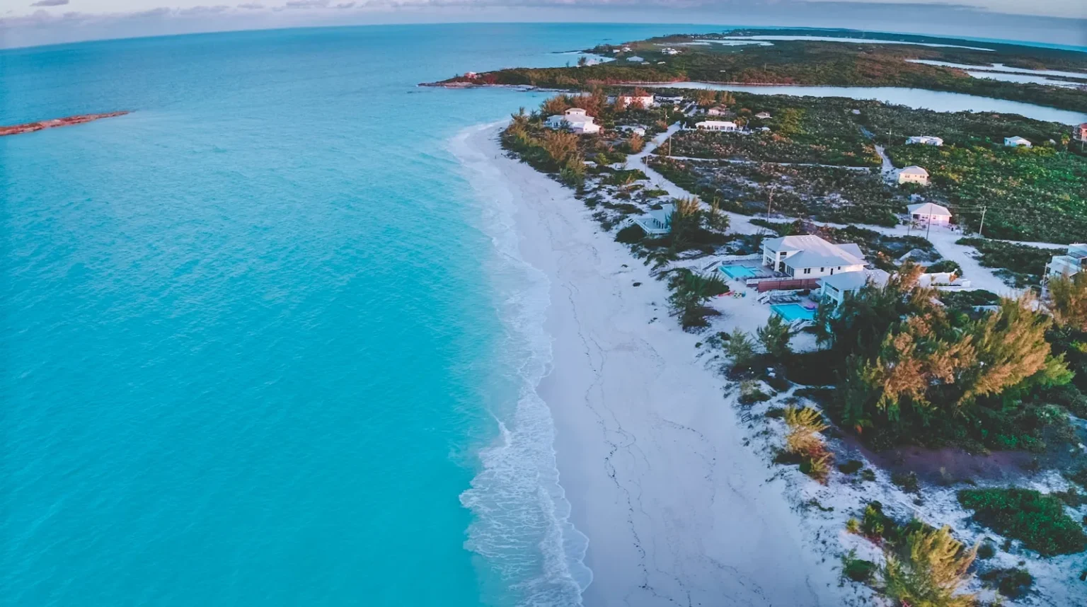 10 Best White Sand Beaches In The World For You 10 Best White Sand Beaches In The World For You - Tropic of Cancer Beach at the
