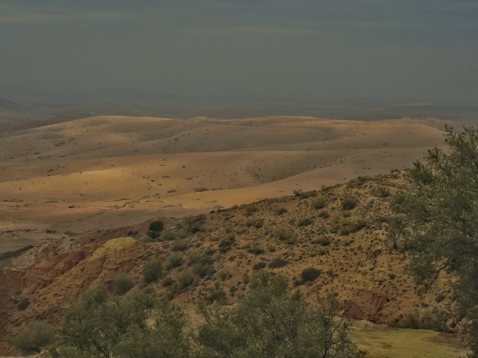 Best Places to See Autumn Colours in Morocco Morocco autumn travel - Agafay desert view from atlas mountains
